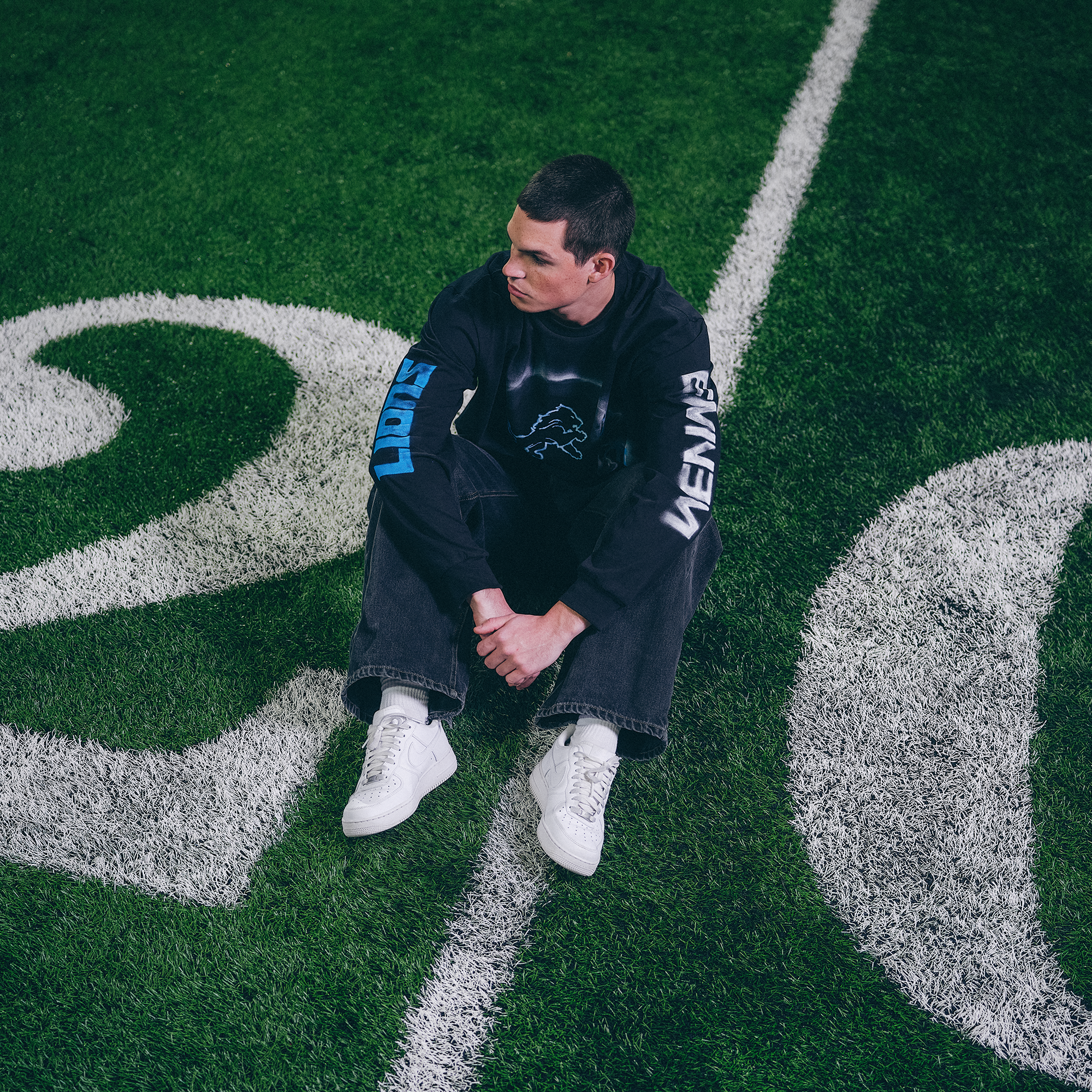 Eminem x Detroit Lions Silhouette Longsleeve 5
