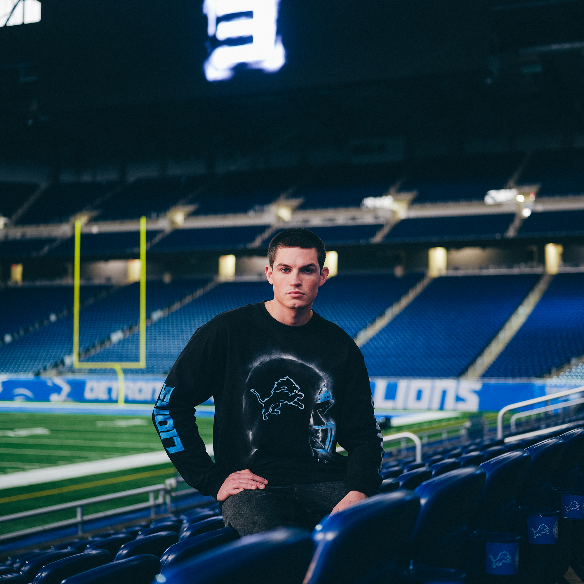 Eminem x Detroit Lions Silhouette Longsleeve 7